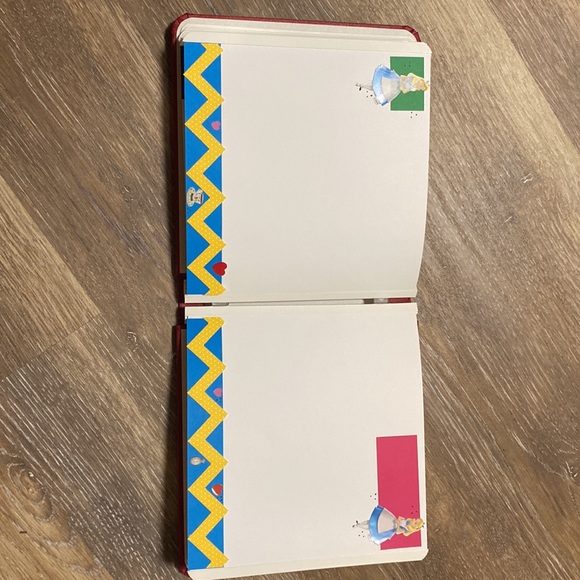 E840 Disney Creative Memories scrapbook EUC - Picture 7 of 15